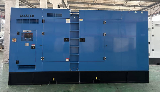 500 kW Standby Diesel Generator (John Deere Engine) (120/240V Single Phase 60Hz)